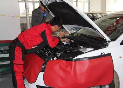 精技礪能，匠心筑夢——扎蘭屯職業(yè)學院汽車工程系2017年招生簡章